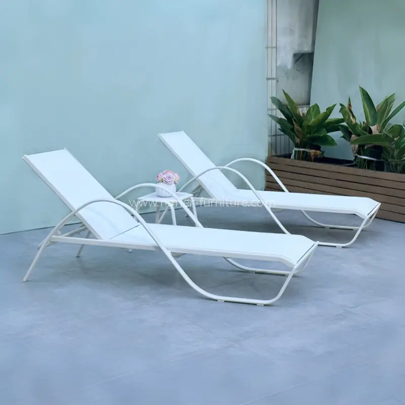 Hvid aluminiumsramme Textilene Mesh Sun Lounger